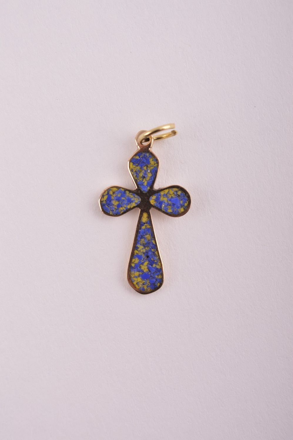 Крестик с камнями handmade подвеска на шею украшение из латуни в виде крестика фото 2