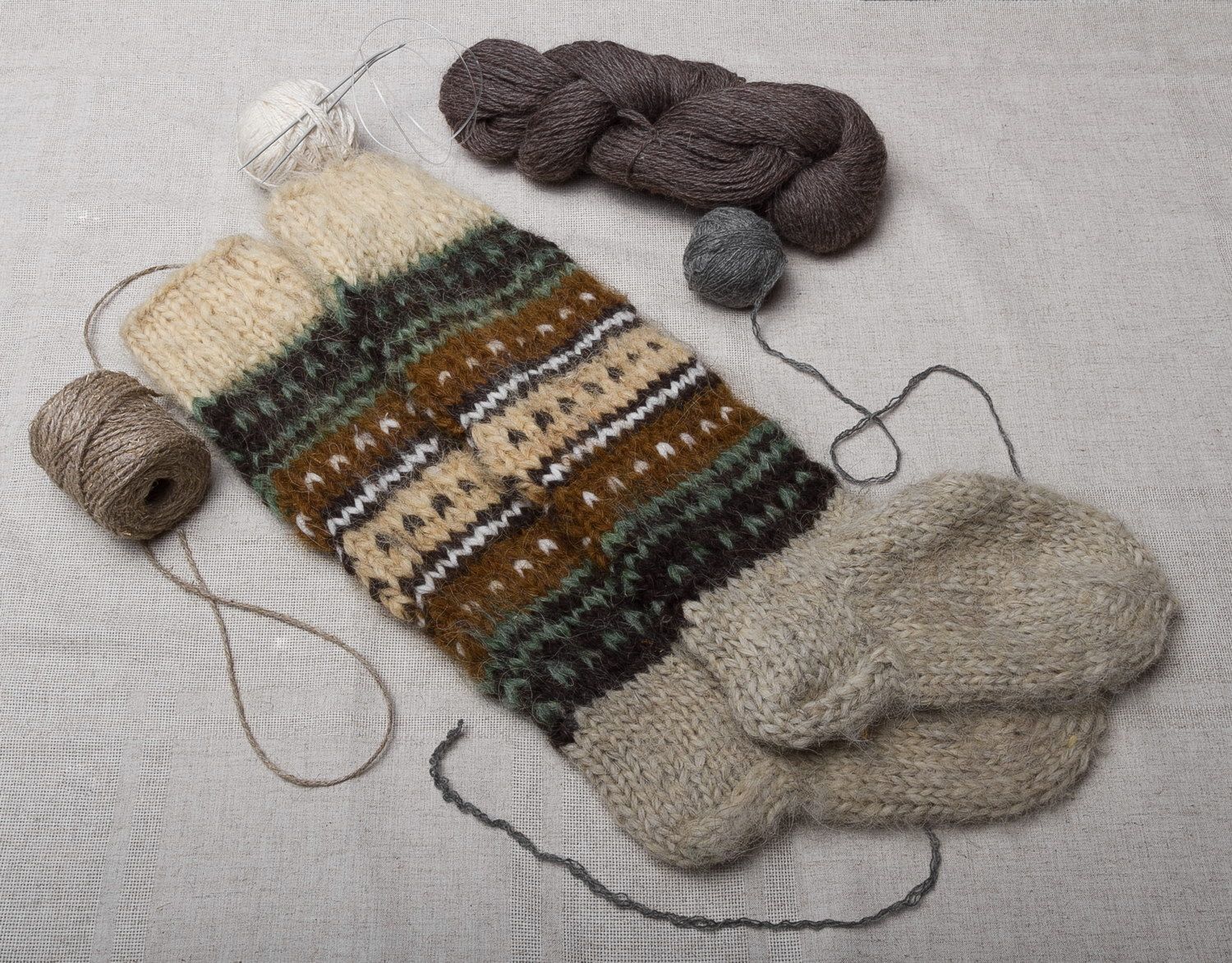 Long woolen socks photo 1