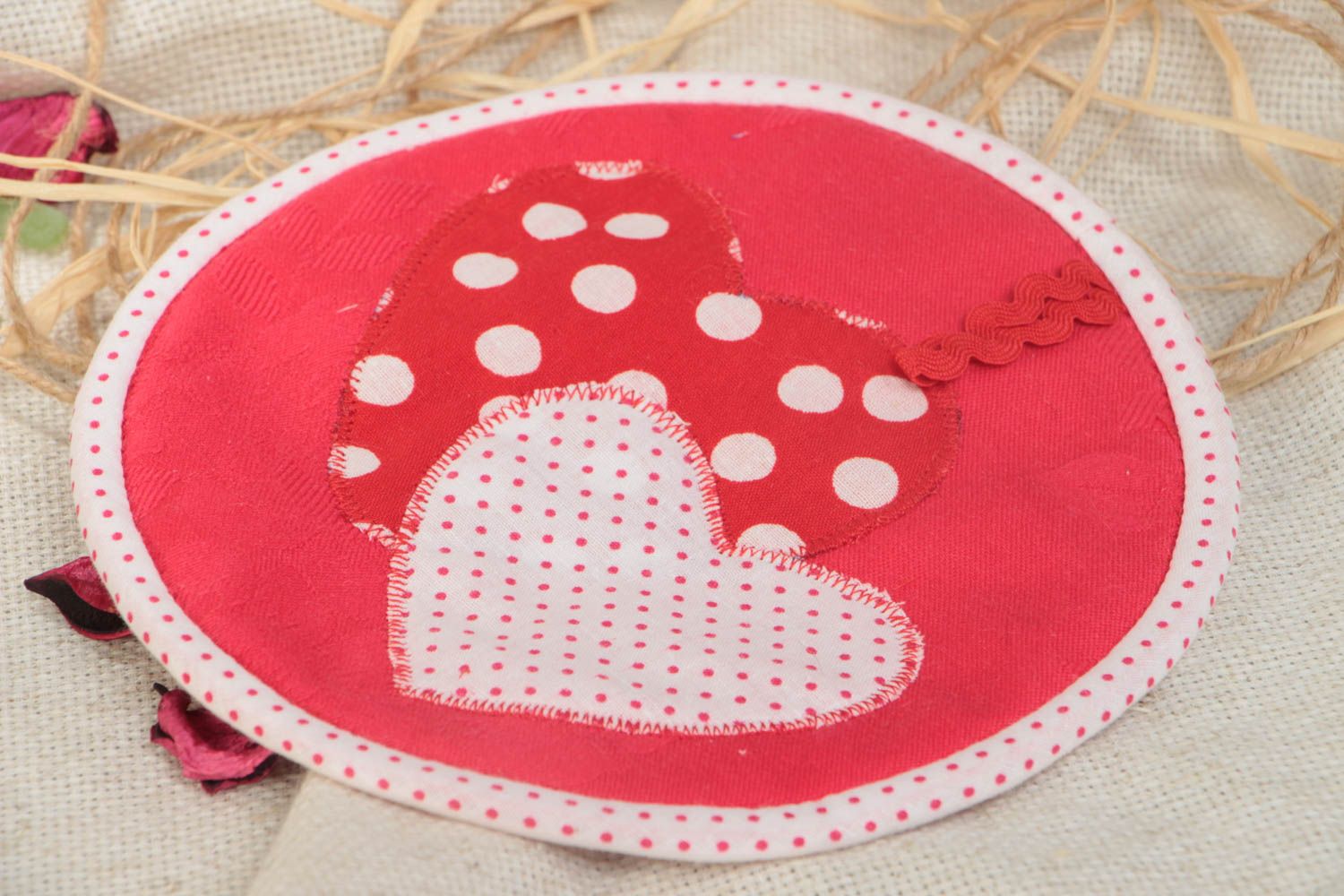 Beautiful convenient handmade cotton fabric soft pot holder of red color photo 1