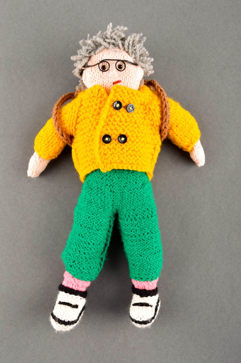 Poupée tricotée Jouet fait main écolier avec cartable Cadeau pour enfant photo 1