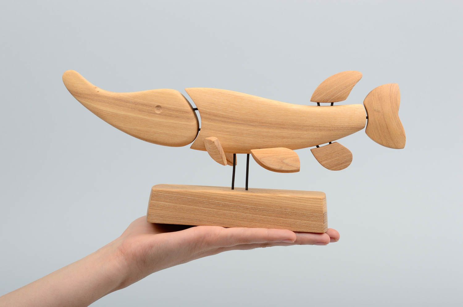 Figurine poisson fait main Statuette déco Cadeau original brochet en bois photo 5