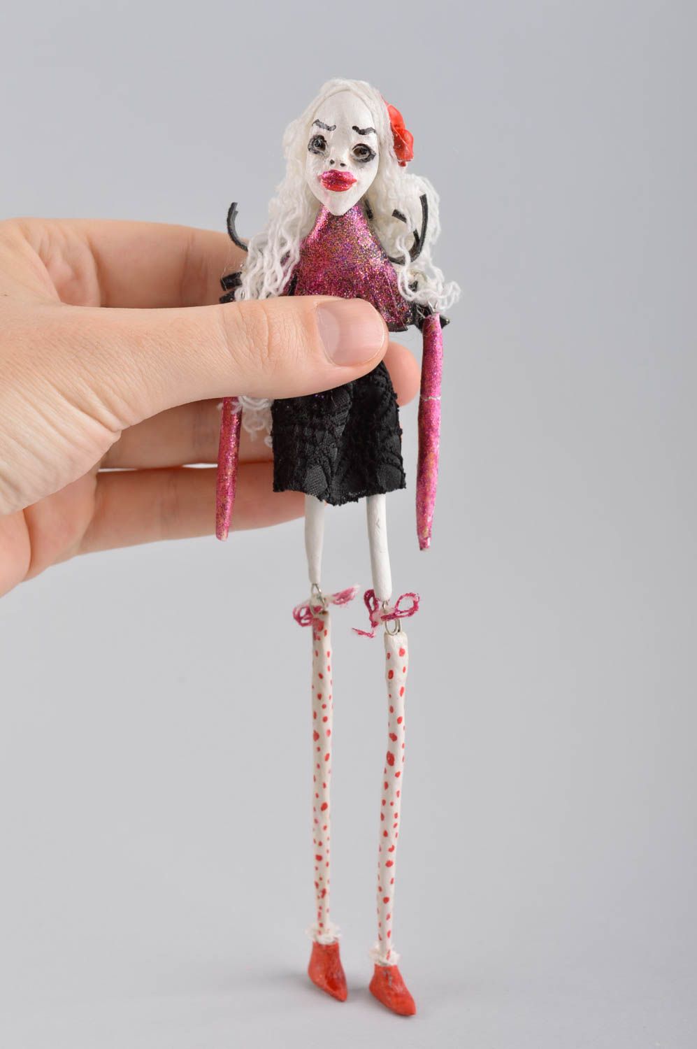 Авторская кукла игрушка ручной работы дизайнерская кукла монстрик из глины фото 5
