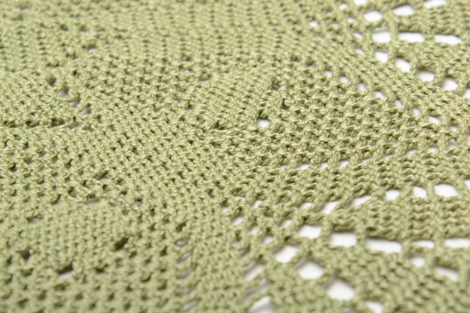 Decorative crochet tablecloth photo 4