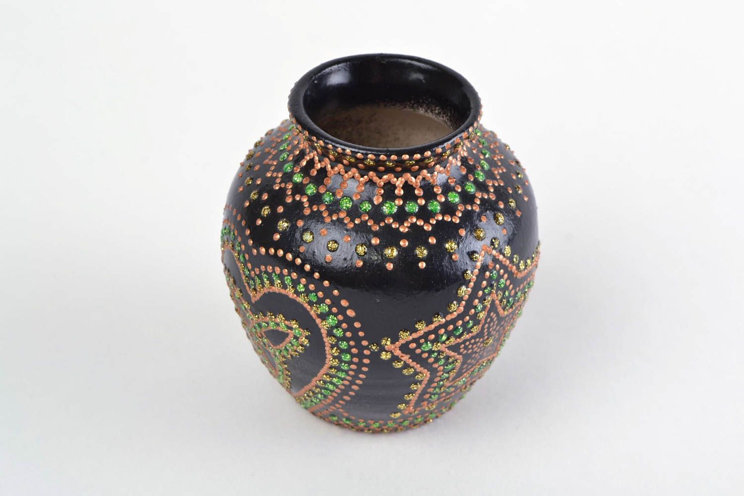Глиняная ваза расписанная акрилом покрытая лаком ручной работы черная с узором фото 5