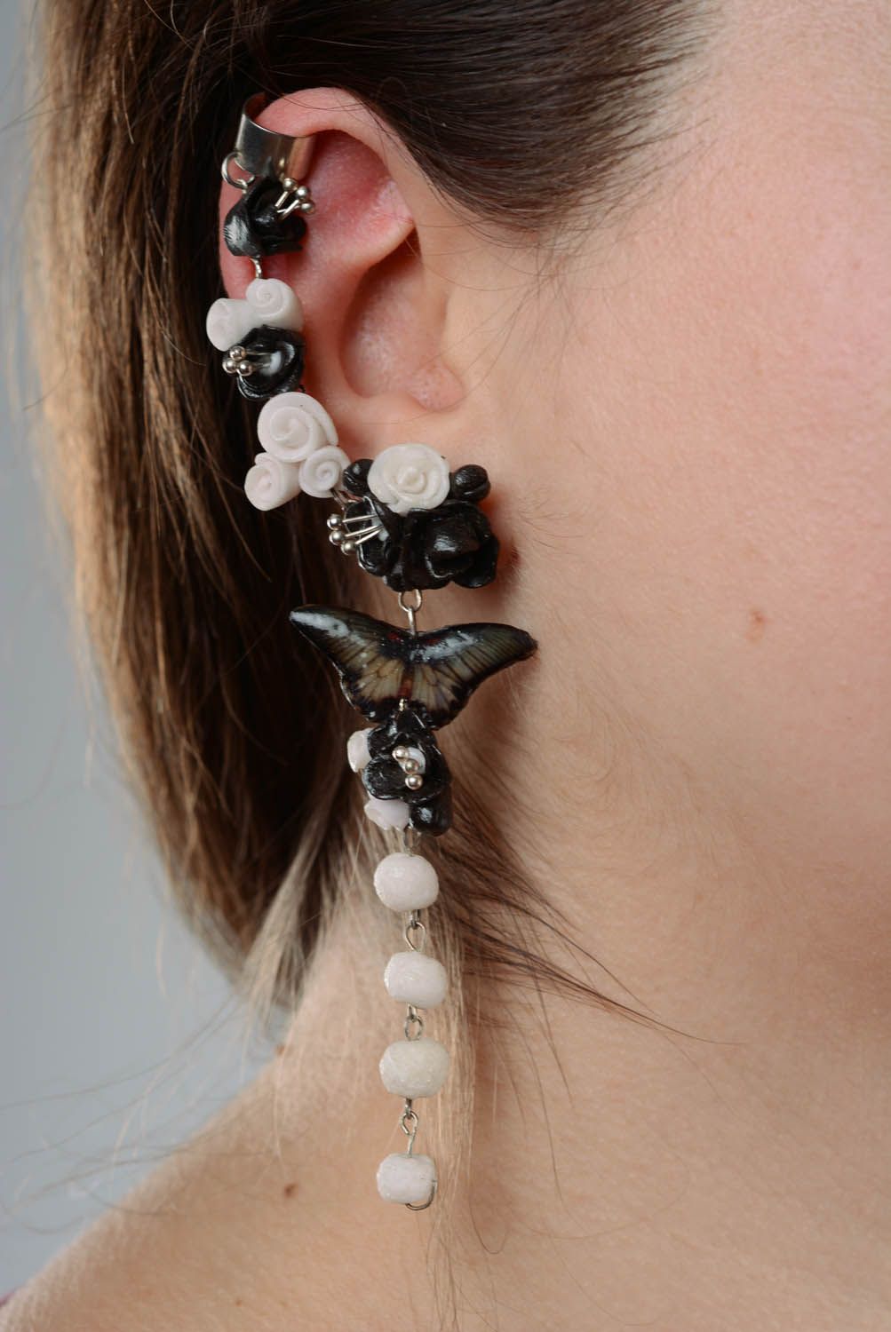 Black and white cuff earrings photo 3