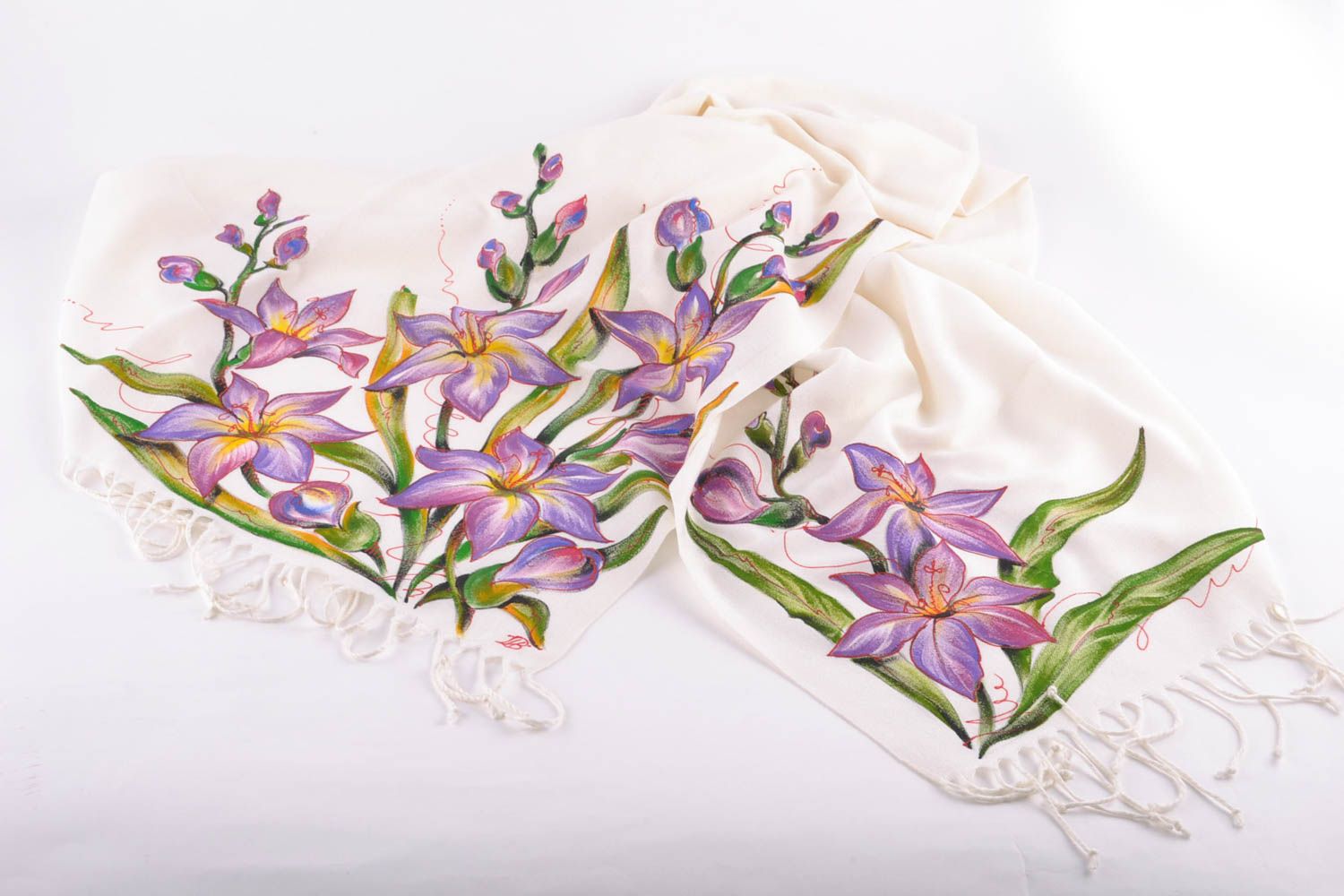 White cashmere scarf with painting photo 4