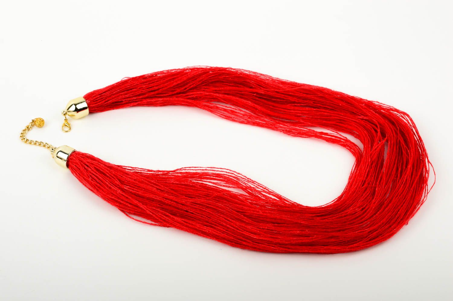 Collier textile Bijou fait main rouge en fils volumineux Cadeau pour femme photo 4