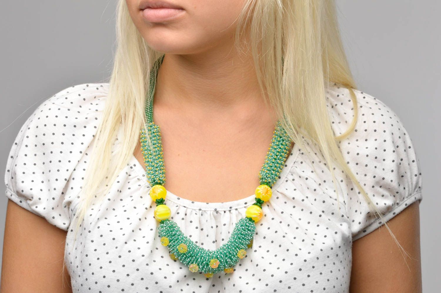 Gros collier Bijou fait main vert perles de rocaille long original Cadeau femme photo 3