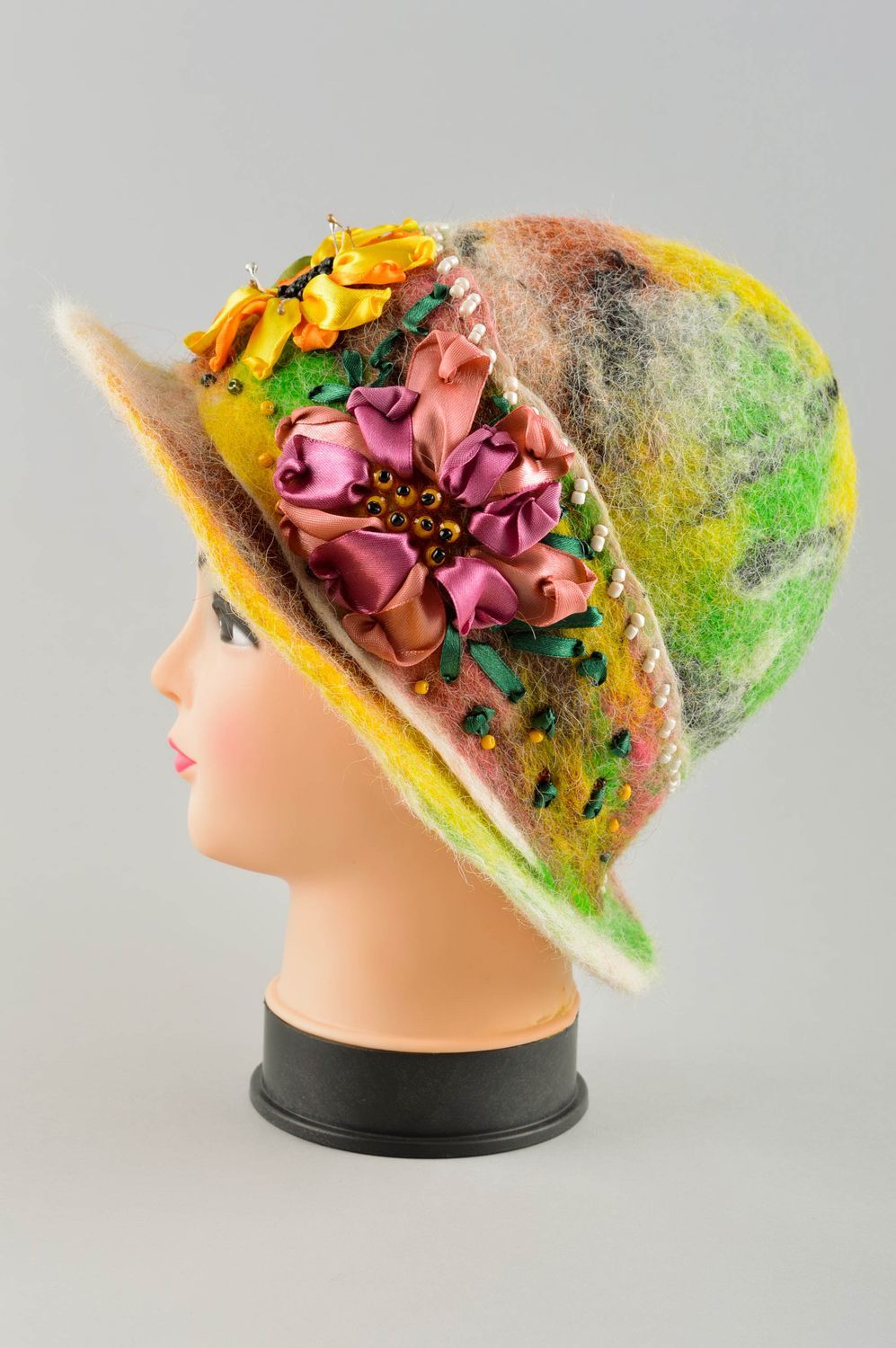 Chapeau femme fait main Cloche chapeau rubans satin fleurs Accessoire femme photo 3