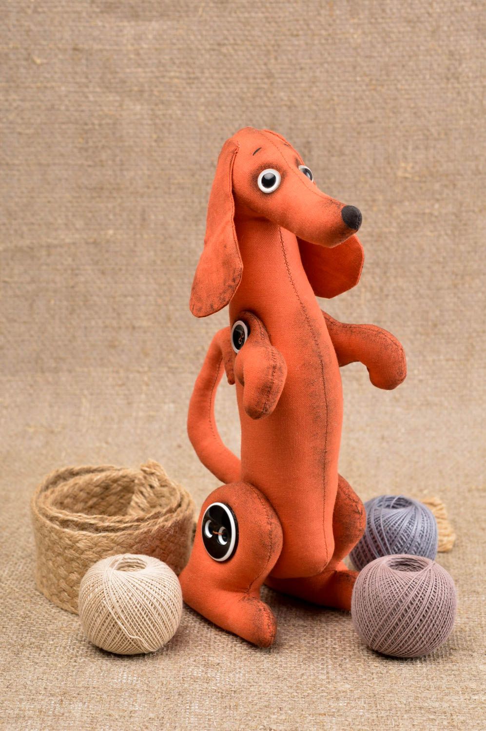 Juguete artesanal perro salchicha adorable peluche original regalo para niños foto 1