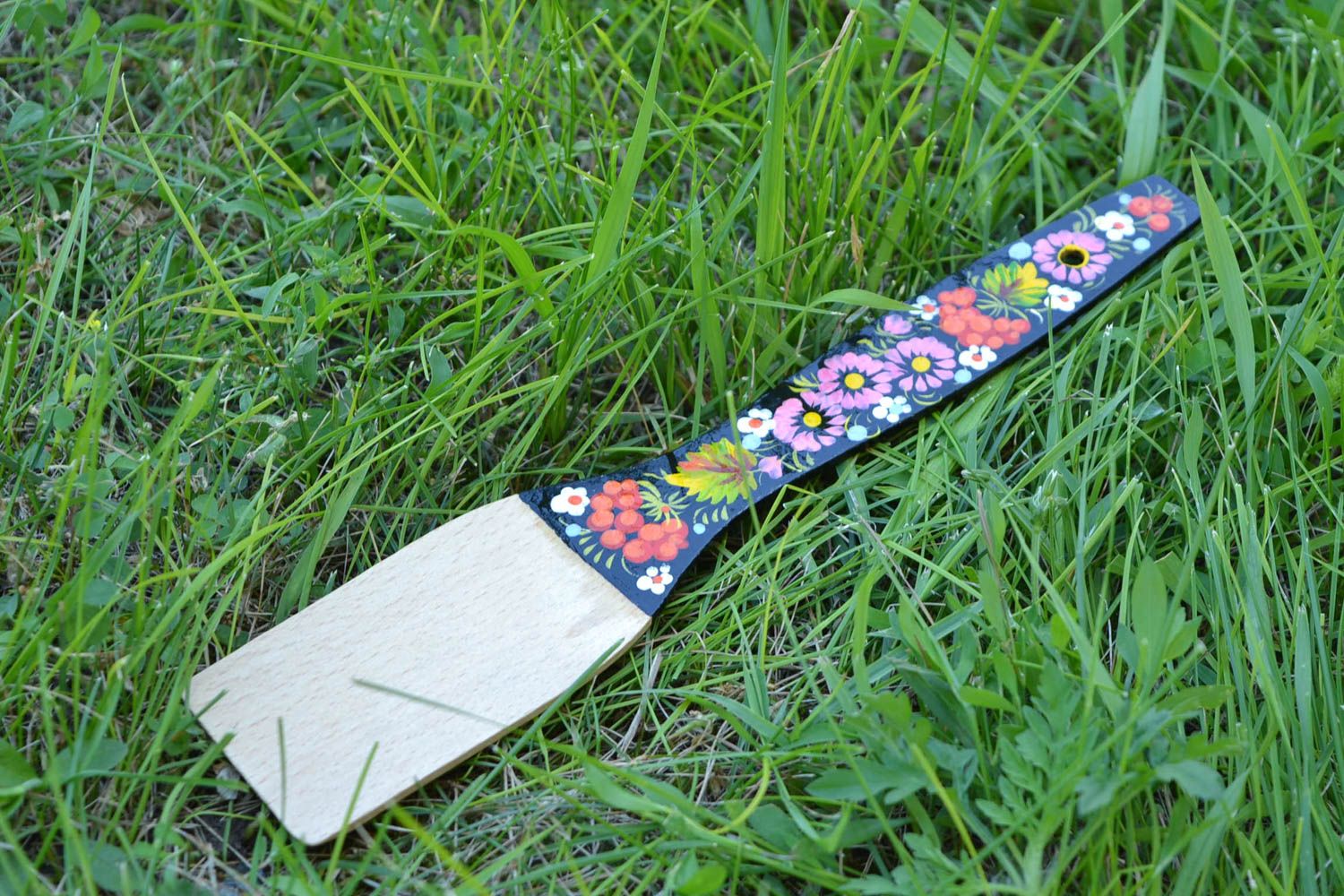 Натуральная деревянная лопатка с Петриковской росписью ручной работы Цветы фото 6