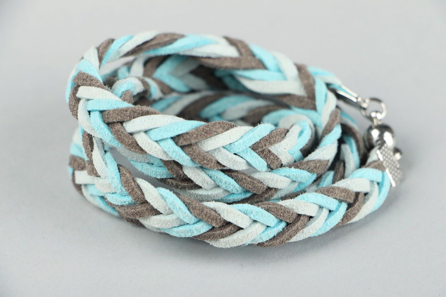 Suede braided bracelet photo 1