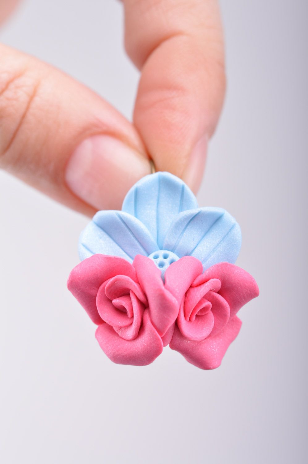 Handgemachte Ohrringe mit Blumen Rosen und Kornblumen aus Polymerton für Frauen foto 5