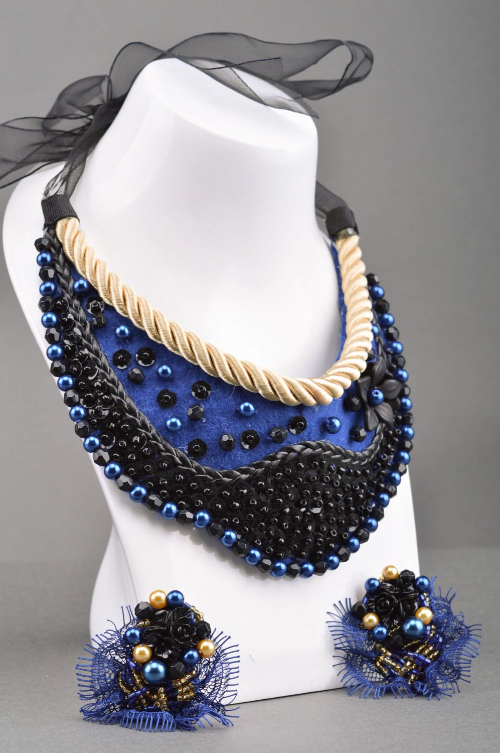 Set of handmade bead embroidered jewelry earrings and necklace blue and black photo 3