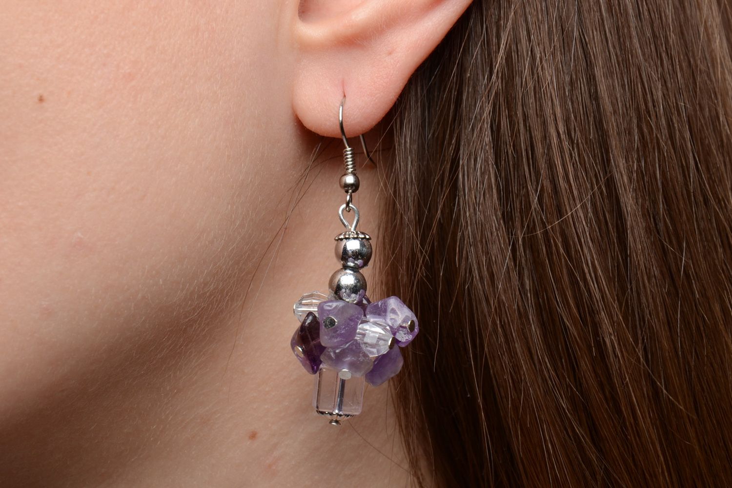 Tender handmade dangle quartz earrings of light violet color with beads photo 2