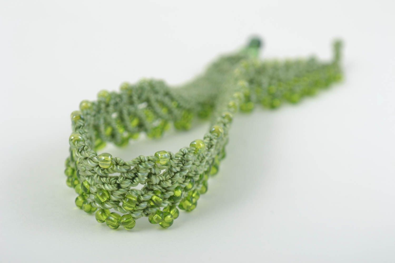 Collier en perles de rocaille Bijou fait main vert design Accessoire femme photo 2
