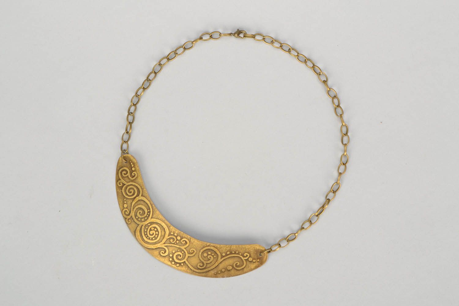 Brass necklace with original pattern photo 3