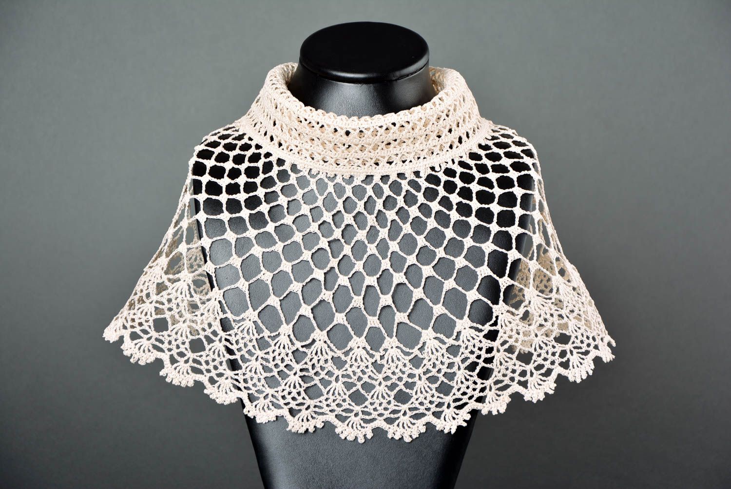 Handmade crocheted collar unusual white accessory stylish openwork collar photo 1