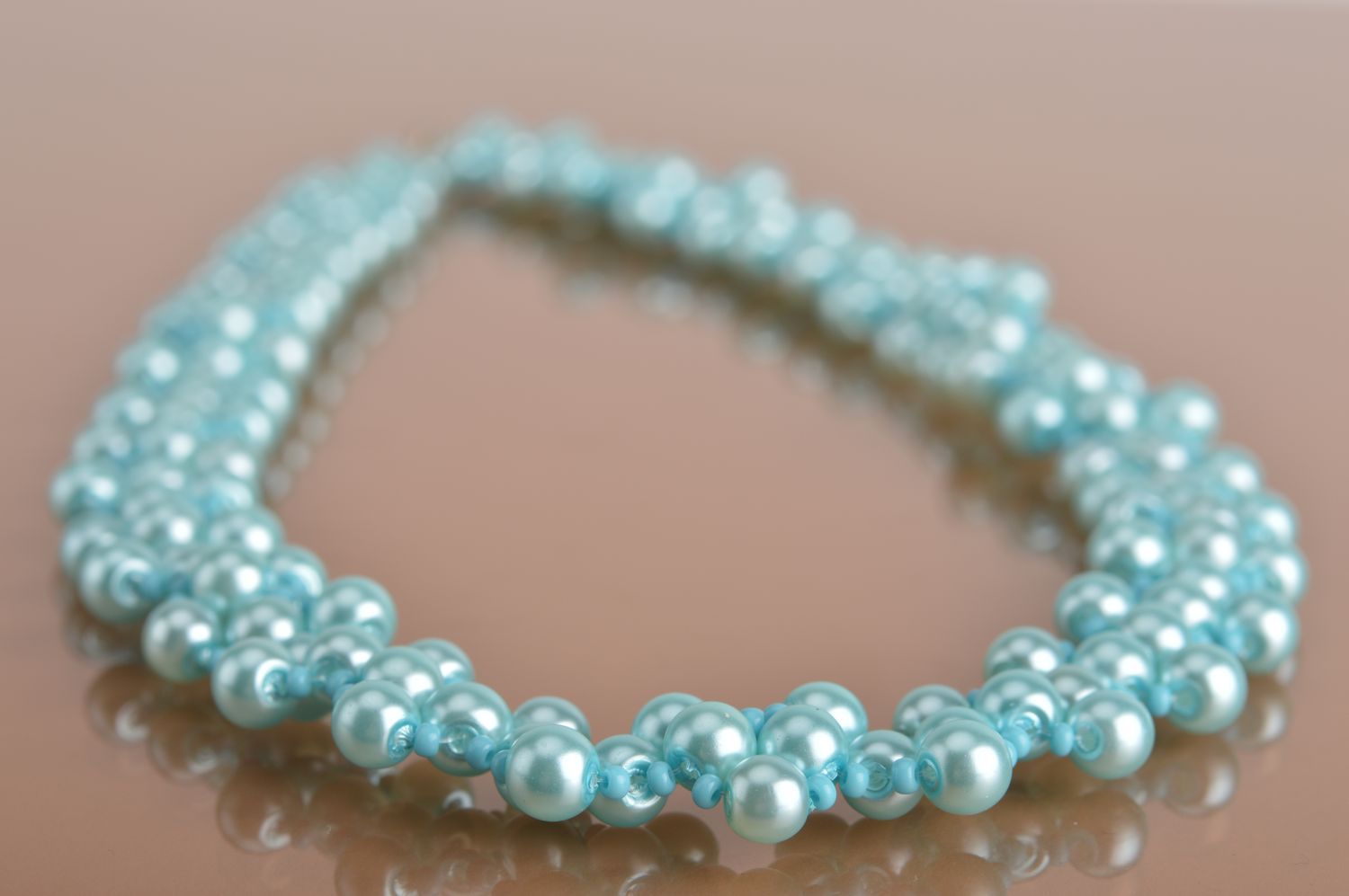 Set de bijoux 2 colliers faits main bleu et corail en fausses perles de créateur photo 4