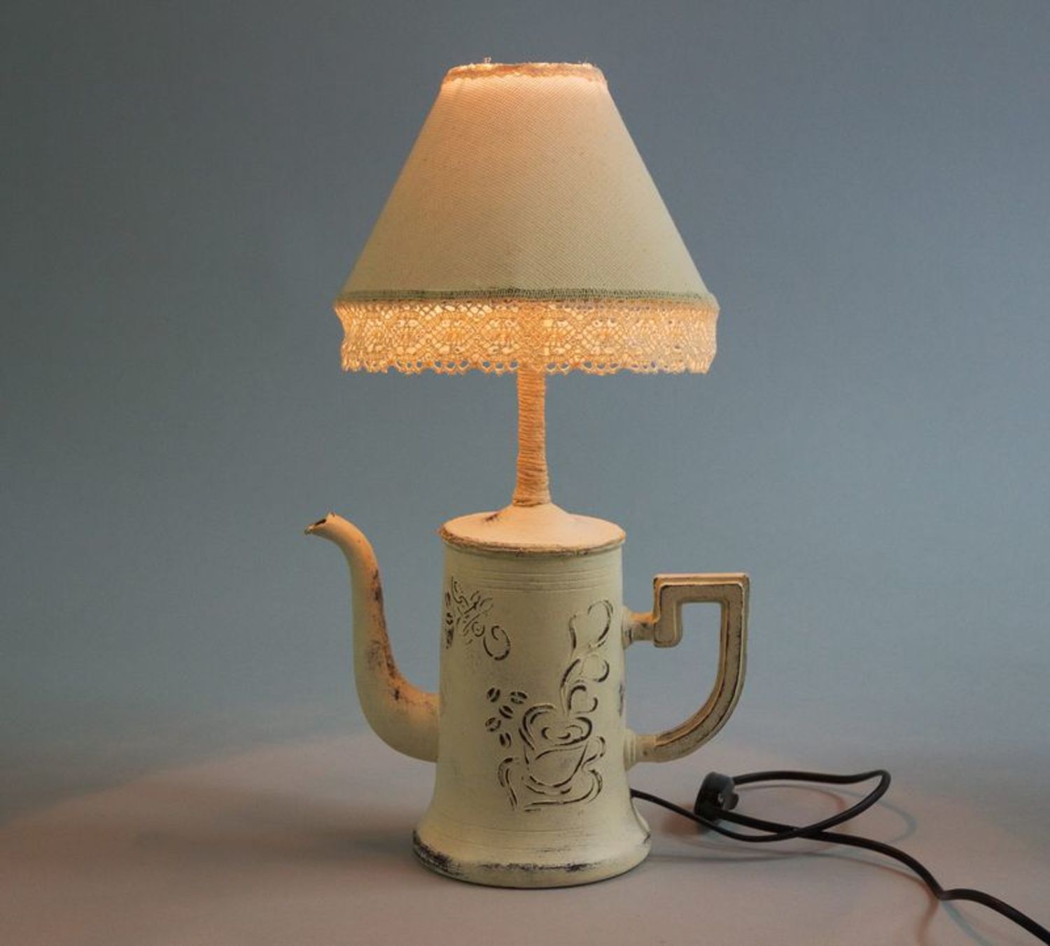 Coffee pot lamp photo 3