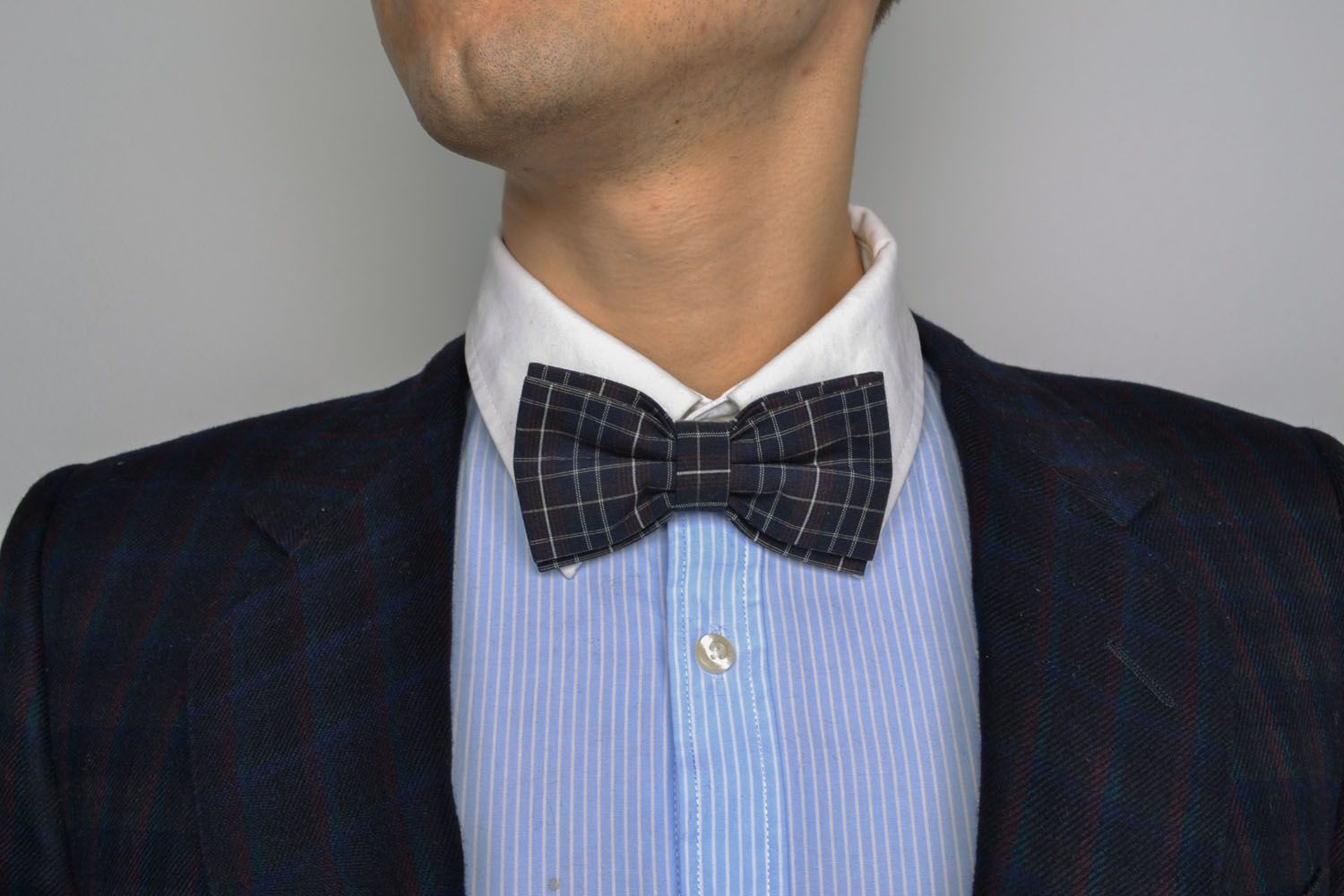 Elegant bow tie photo 1