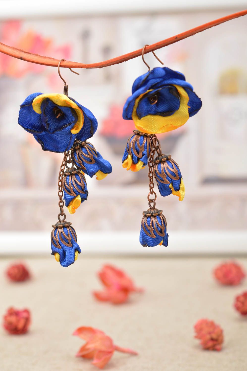 Handmade Blumen Ohrringe Damen Schmuck Accessoire für Frauen gelb blaue Blumen foto 1