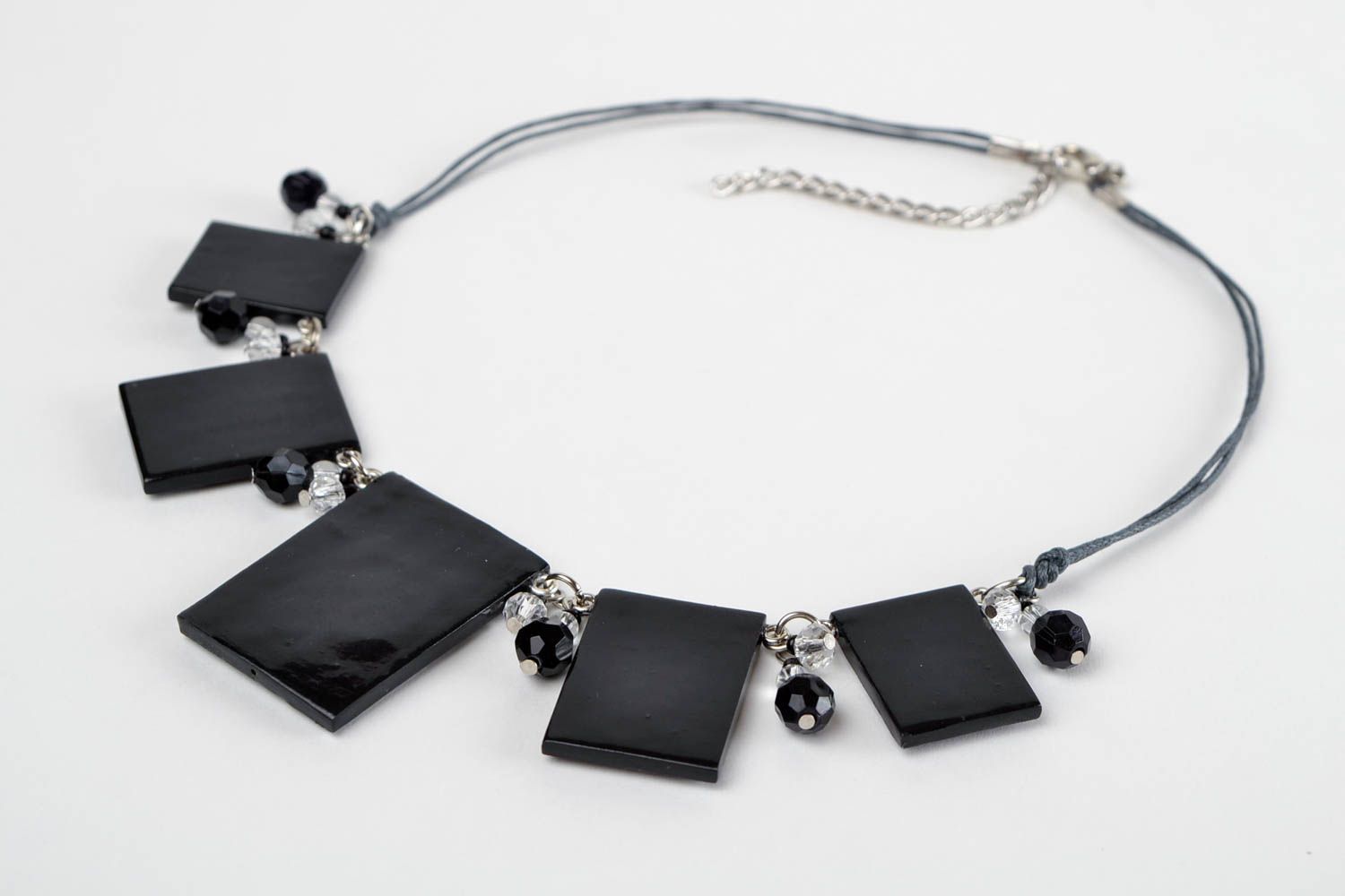Handmade schwarzes Damen Collier Accessoire für Frauen Polymer Schmuck Geometrie foto 5
