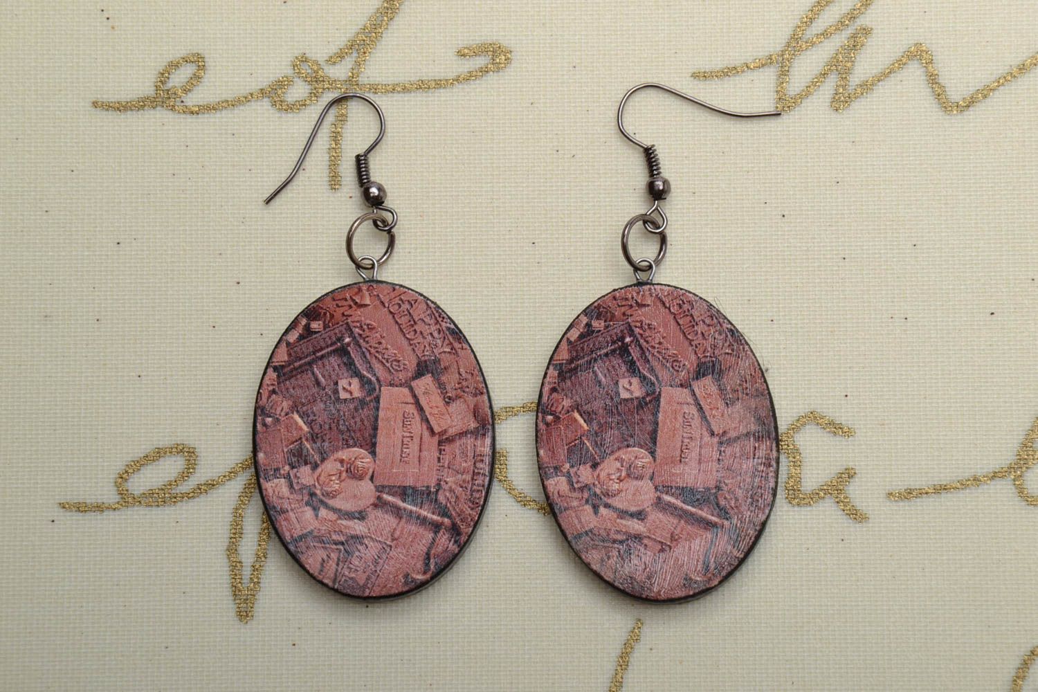 Decoupage wooden earrings photo 1