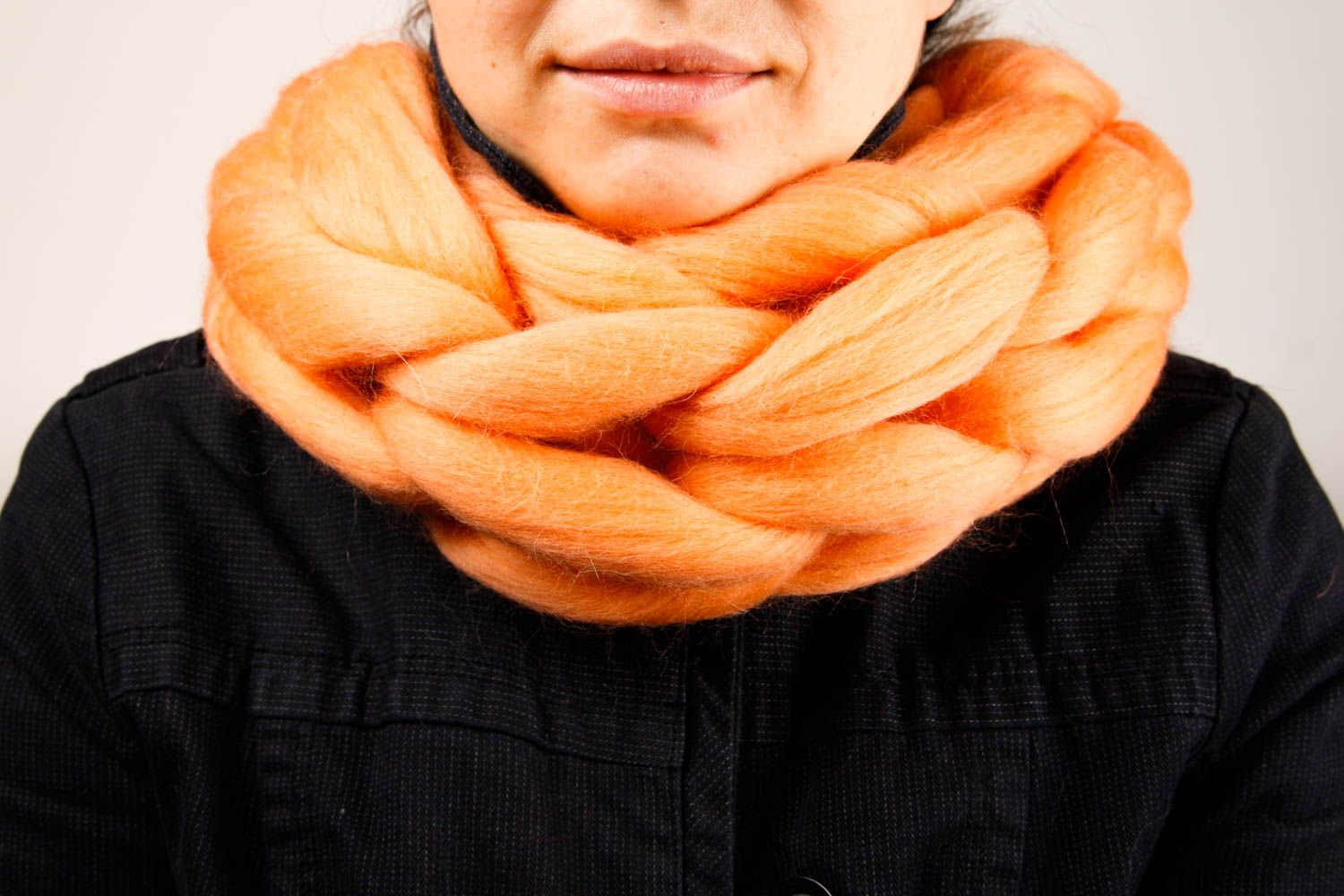Шарф снуд ручной работы шарф хомут оранжевый вязаный шарф красивый стильный фото 2