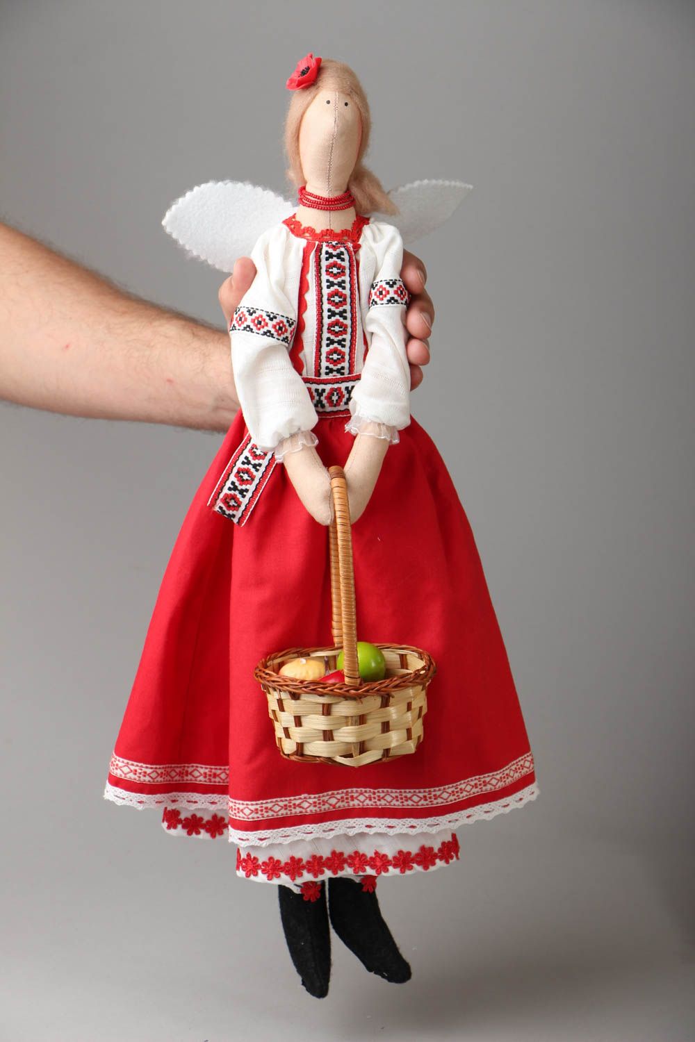 Кукла в национальном костюме  фото 4