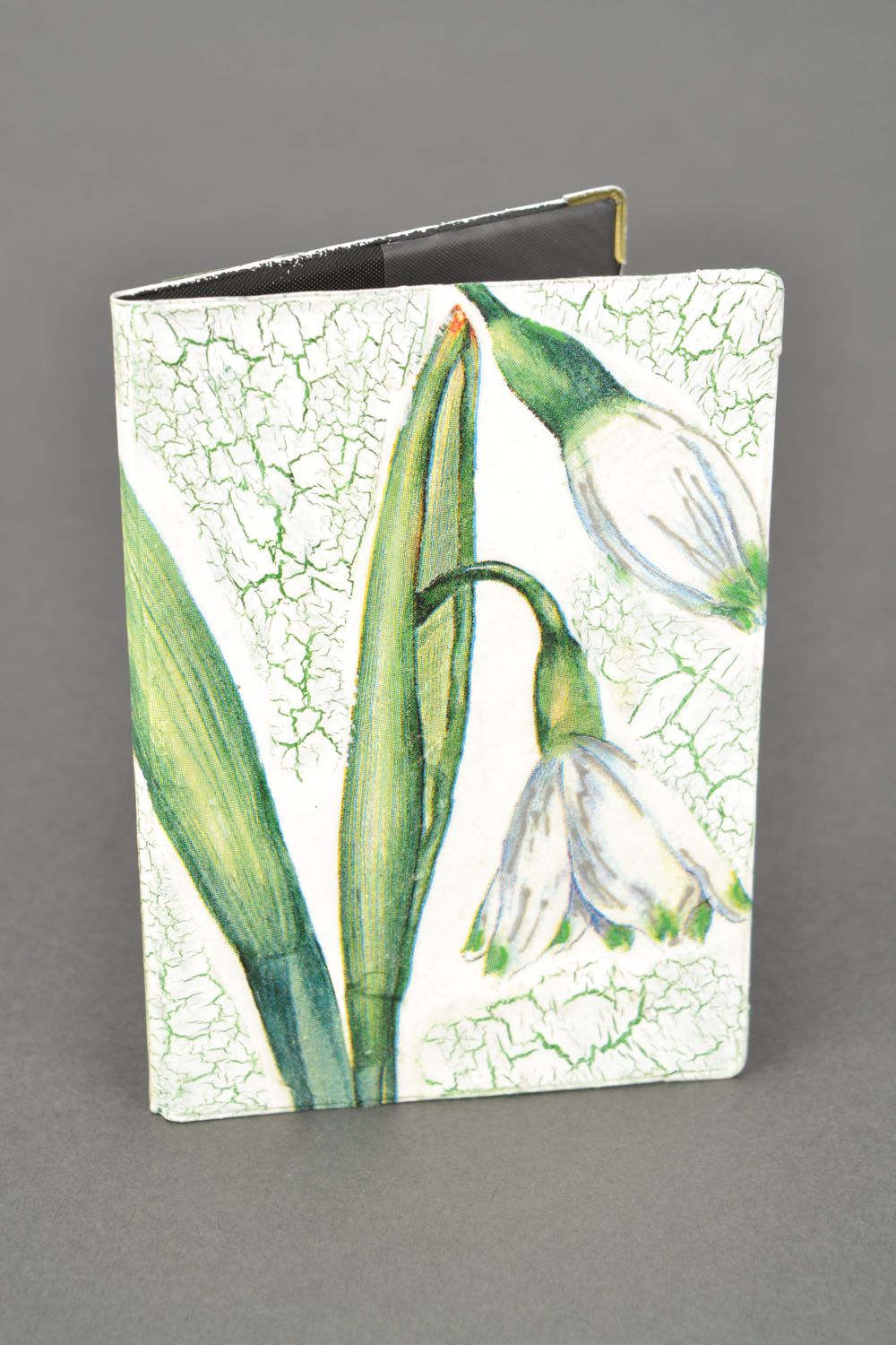 Passport cover with decoupage Snowdrops photo 1