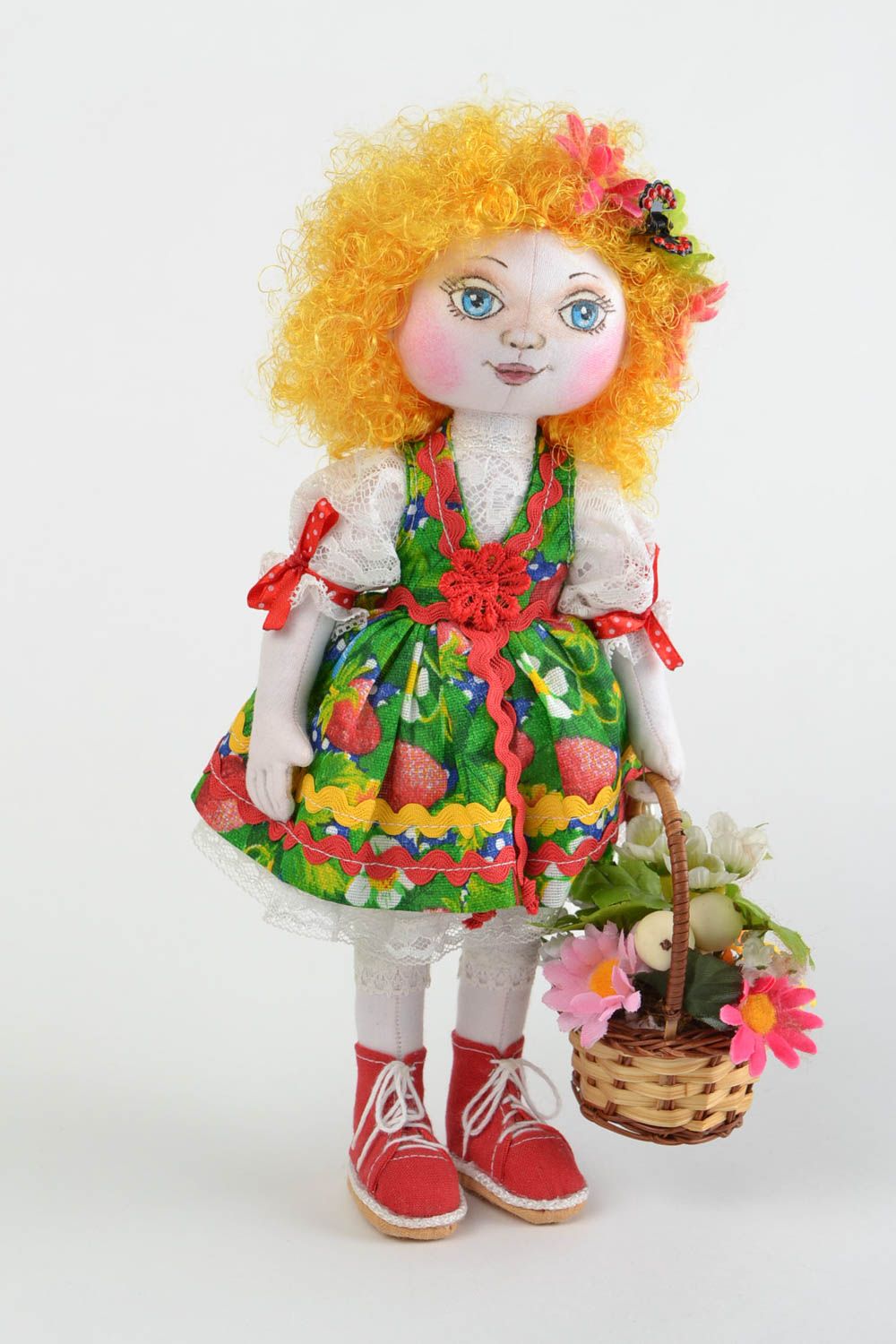 Künstlerische Puppe aus Textil für Interieur und Kinder Spielzeug handmade Fee foto 3