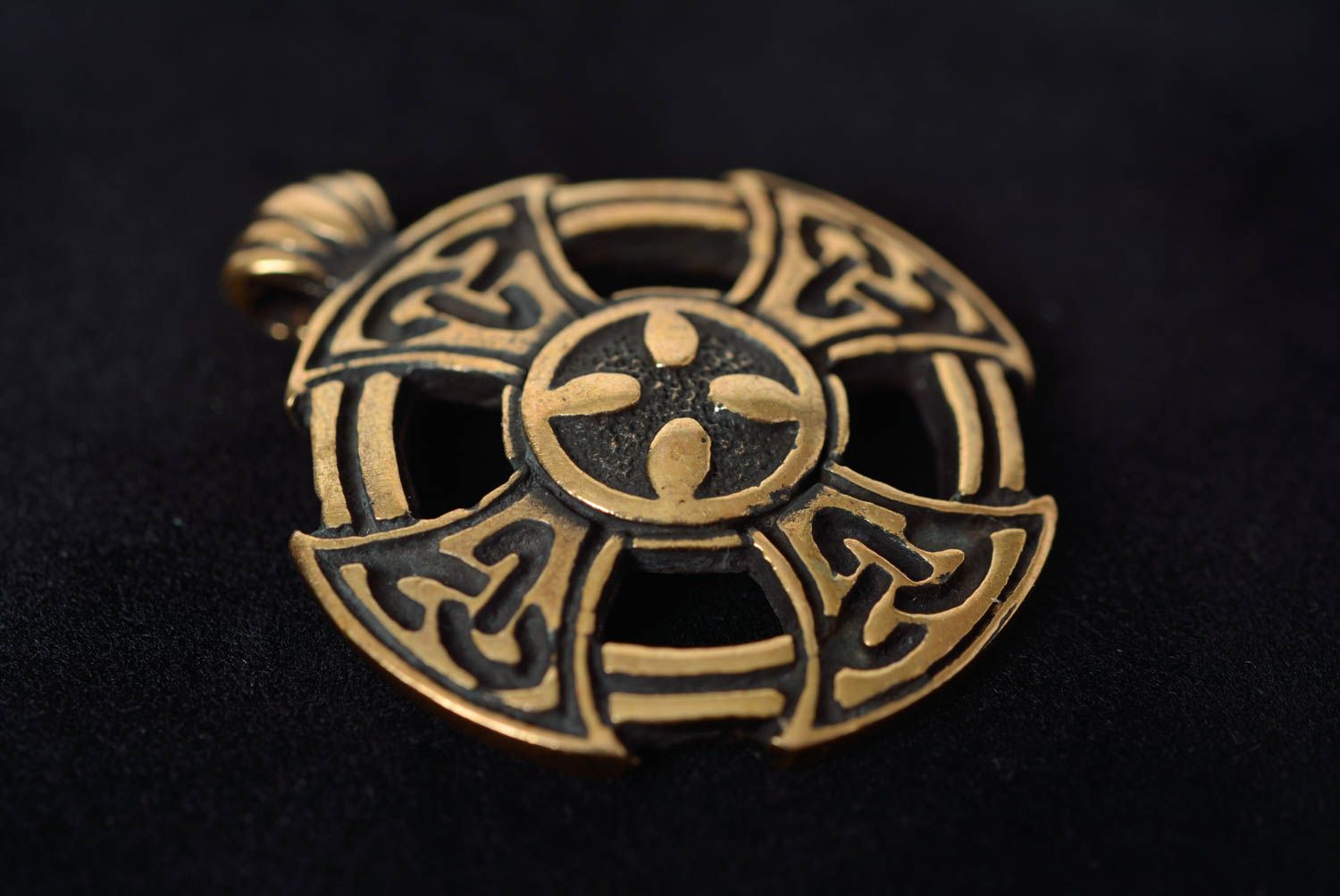Beautiful handmade designer bronze neck pendant in the shape of Maltese cross photo 5