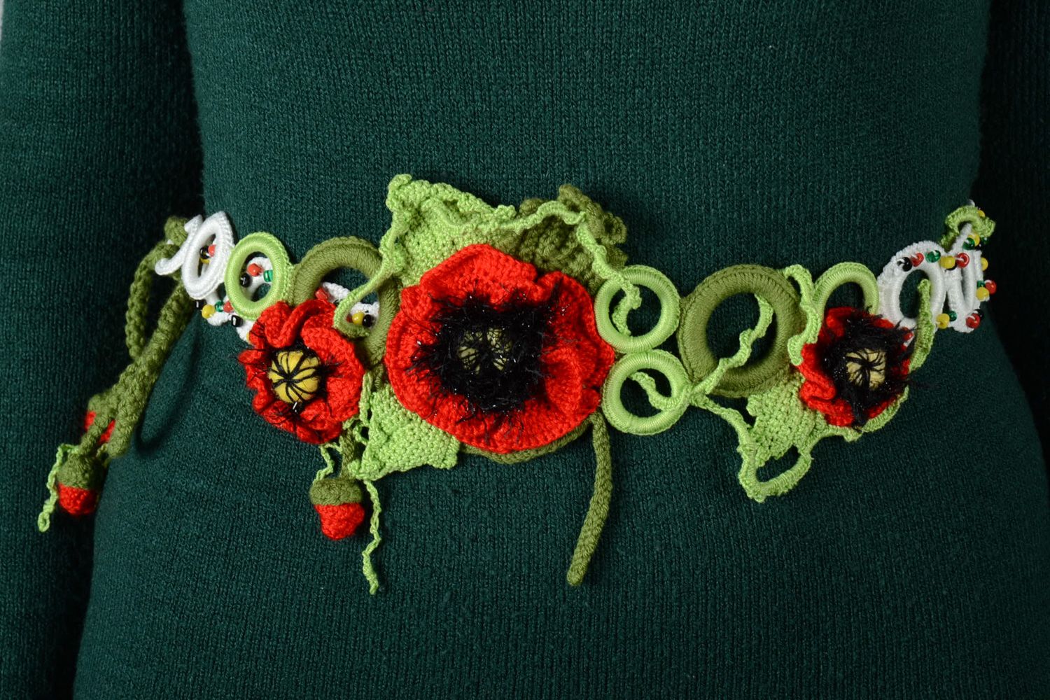 Ceinture tricotée en acrylique et coton avec fleurs de pavots rouges pour femme photo 1