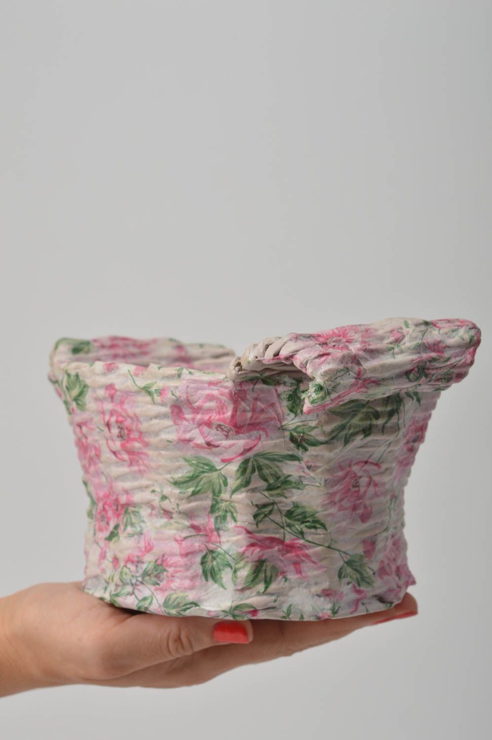 Плетеная корзинка ручной работы корзина из бумажных трубочек декор дома фото 1