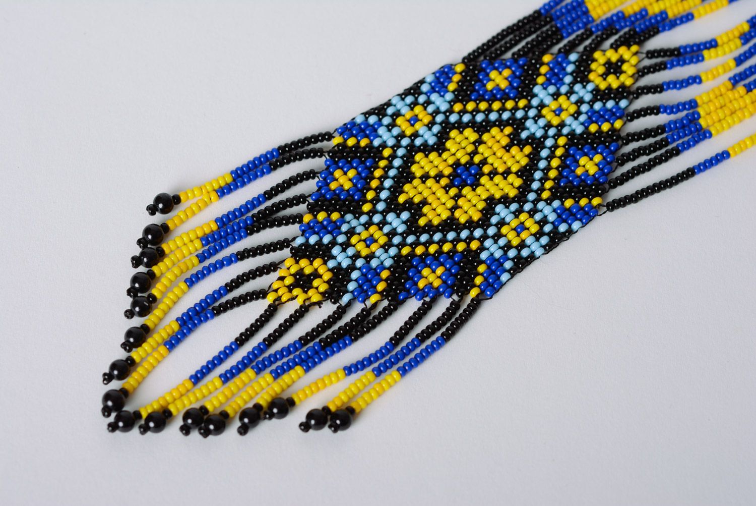 Гердан из бисера плетеный ручной работы яркий в этническом стиле женский красивый фото 2