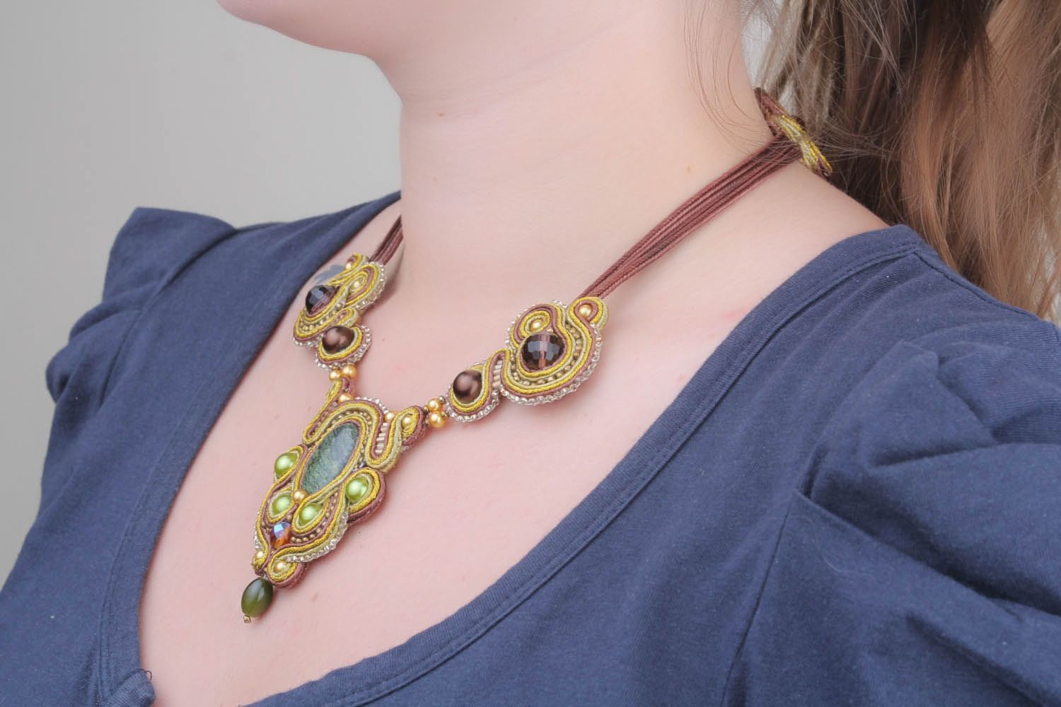 Necklace with coil photo 1