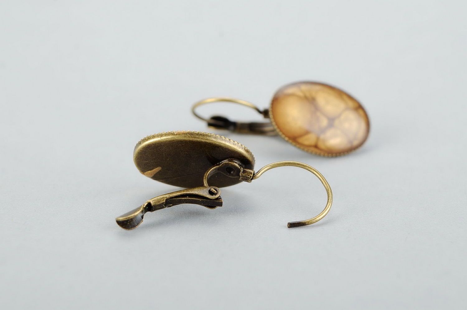 Oval earrings with epoxy photo 3