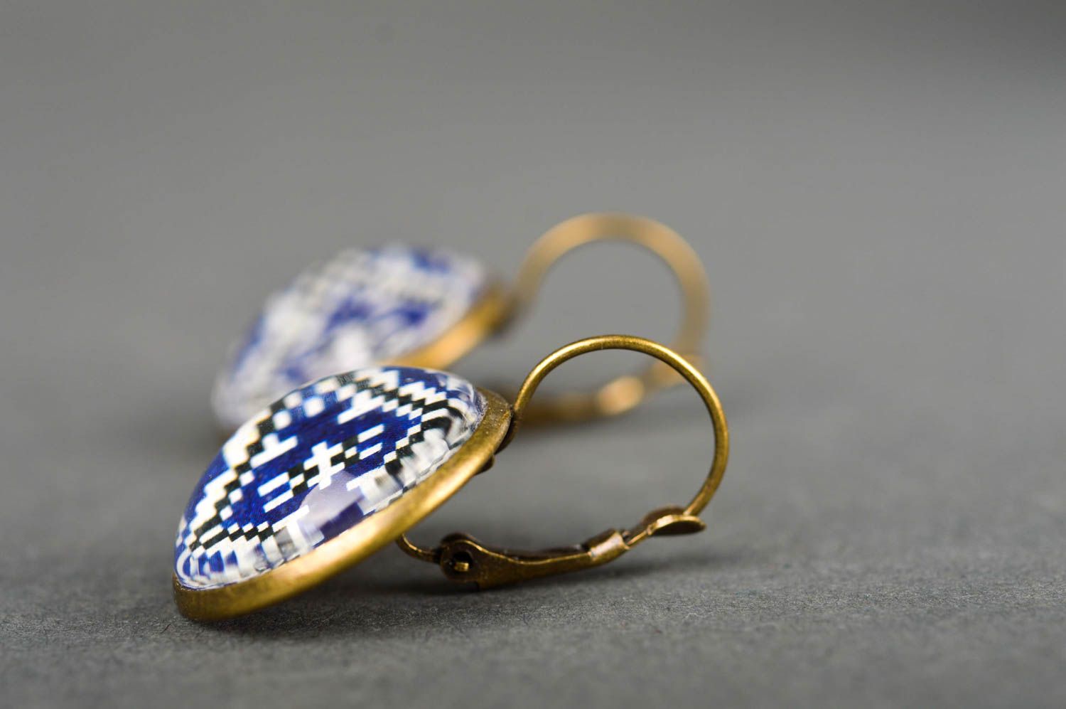 Cabochon earrings handmade stylish earrings with print round-shaped earrings photo 3