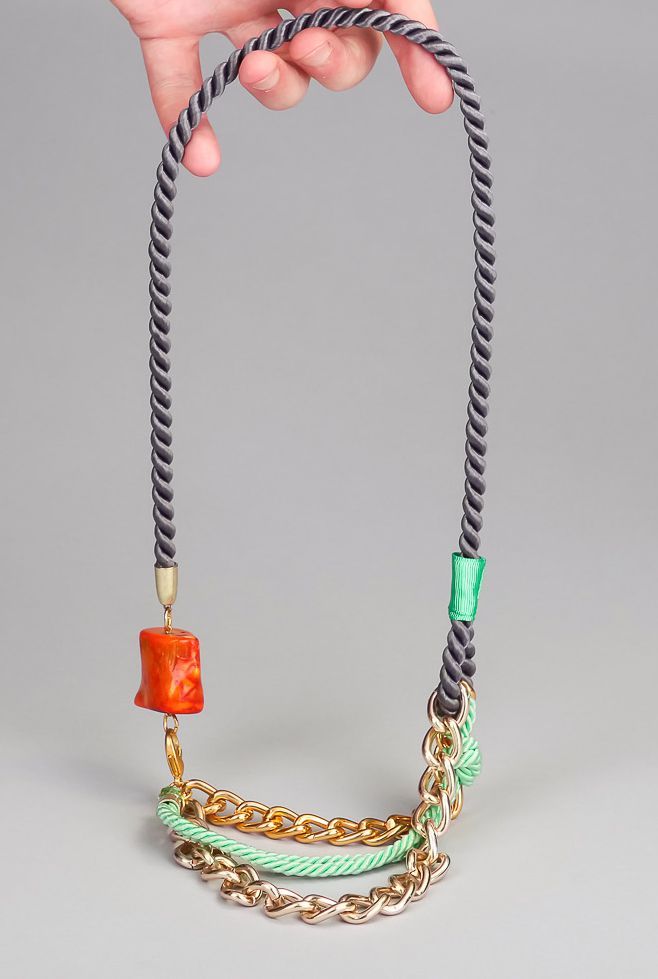 Handmade necklace with corals photo 4