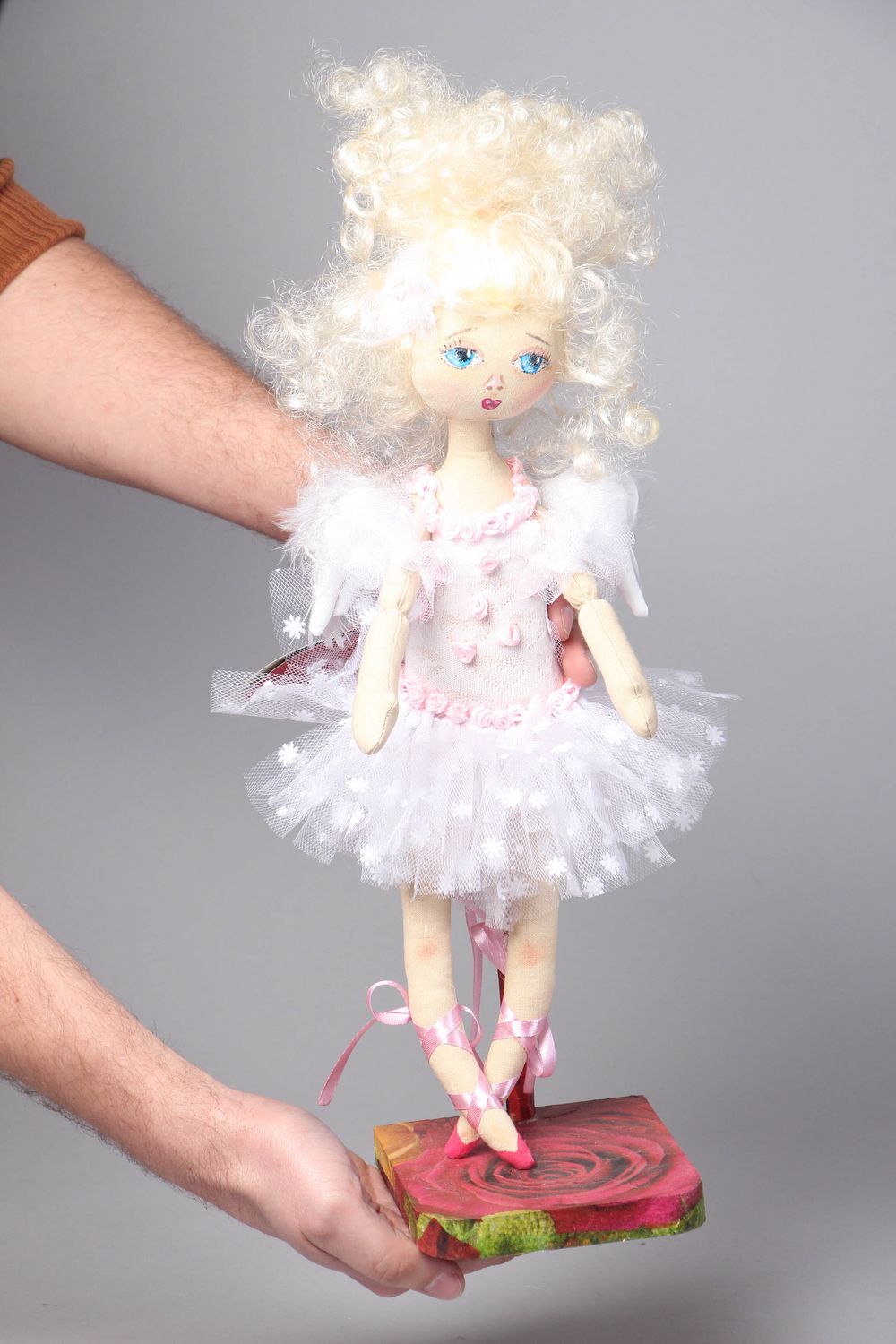 Авторская кукла тканевая на подставке Балерина фото 4