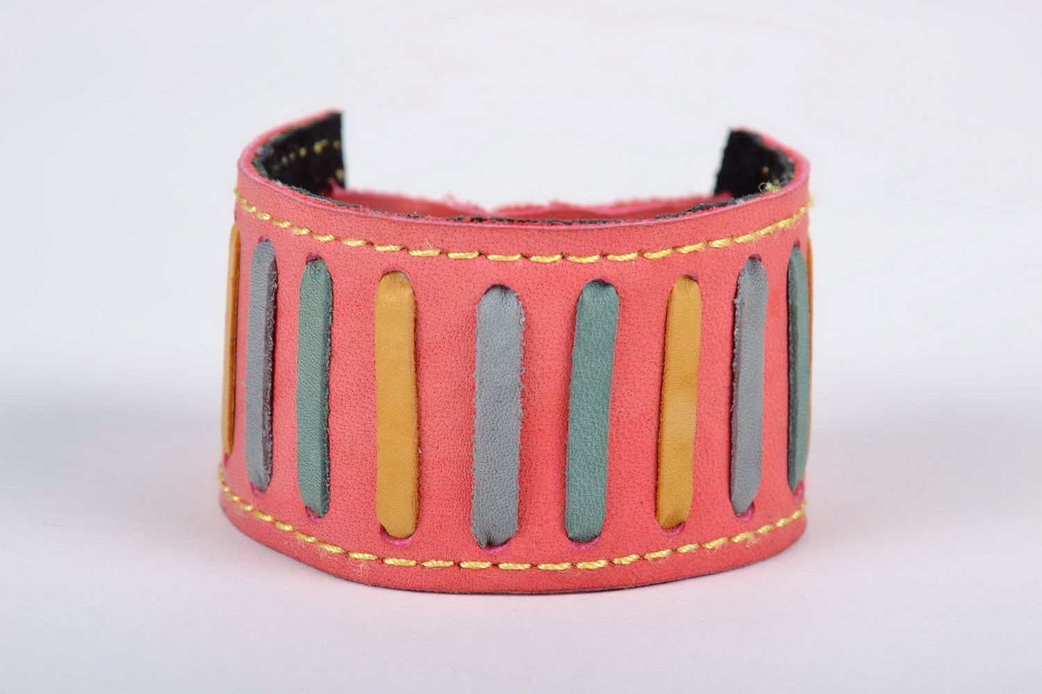 Leather bracelet with a cord photo 3