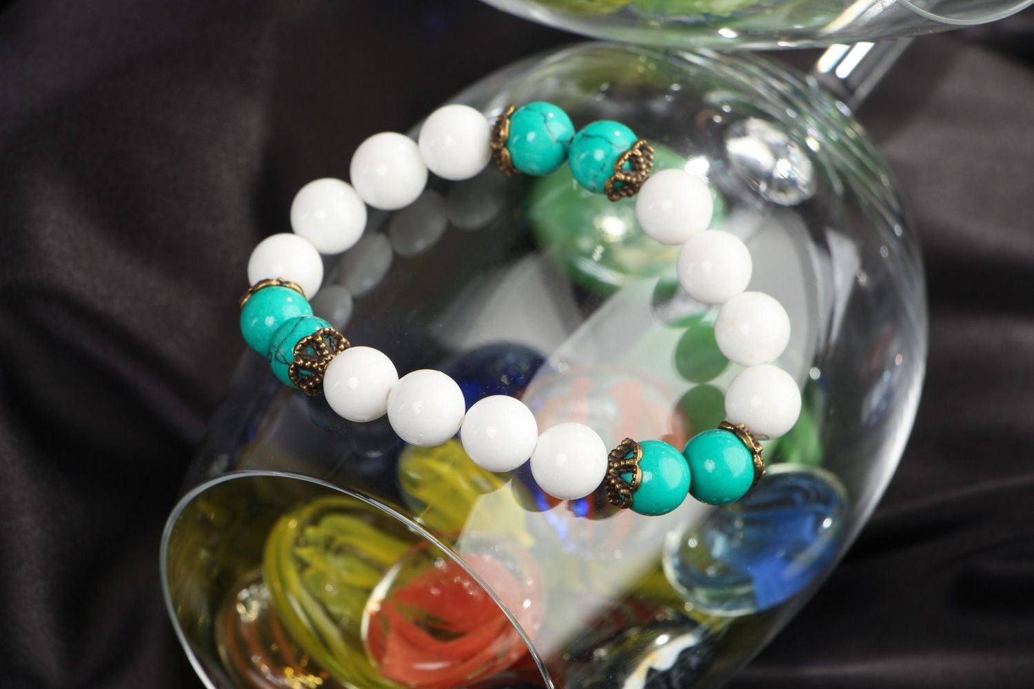 Bracelet en agate blanche et turquoise fait main élégant original pour femme photo 4