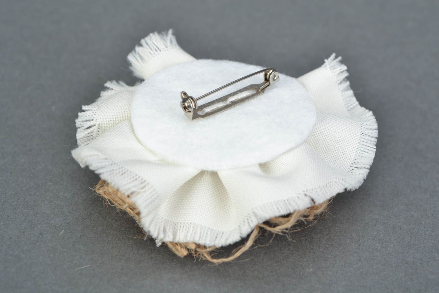 Handmade tender fabric beige and white volume flower brooch with burlap and lace photo 4