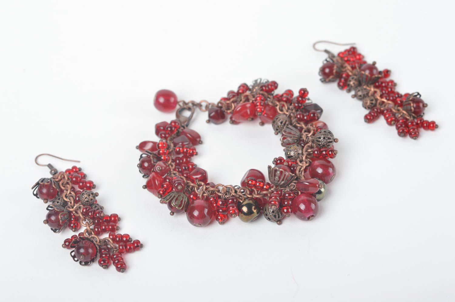 Handmade stylish jewelry set beaded designer accessory bracelet and earrings photo 3