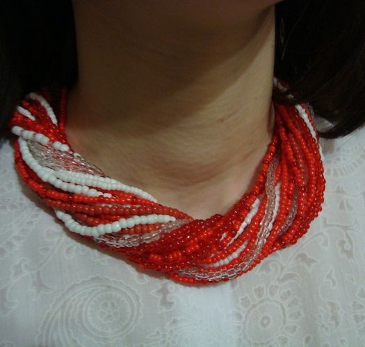 Handmade Glasperlenkette in Rot und Weiß foto 2