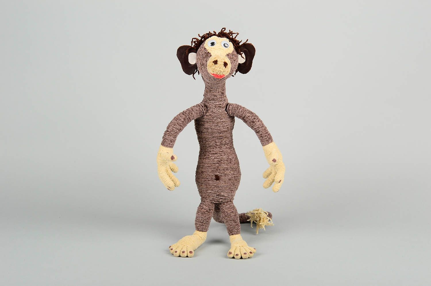 Jouet singe fait main Doudou tissu Cadeau original enfant Décoration chambre photo 1