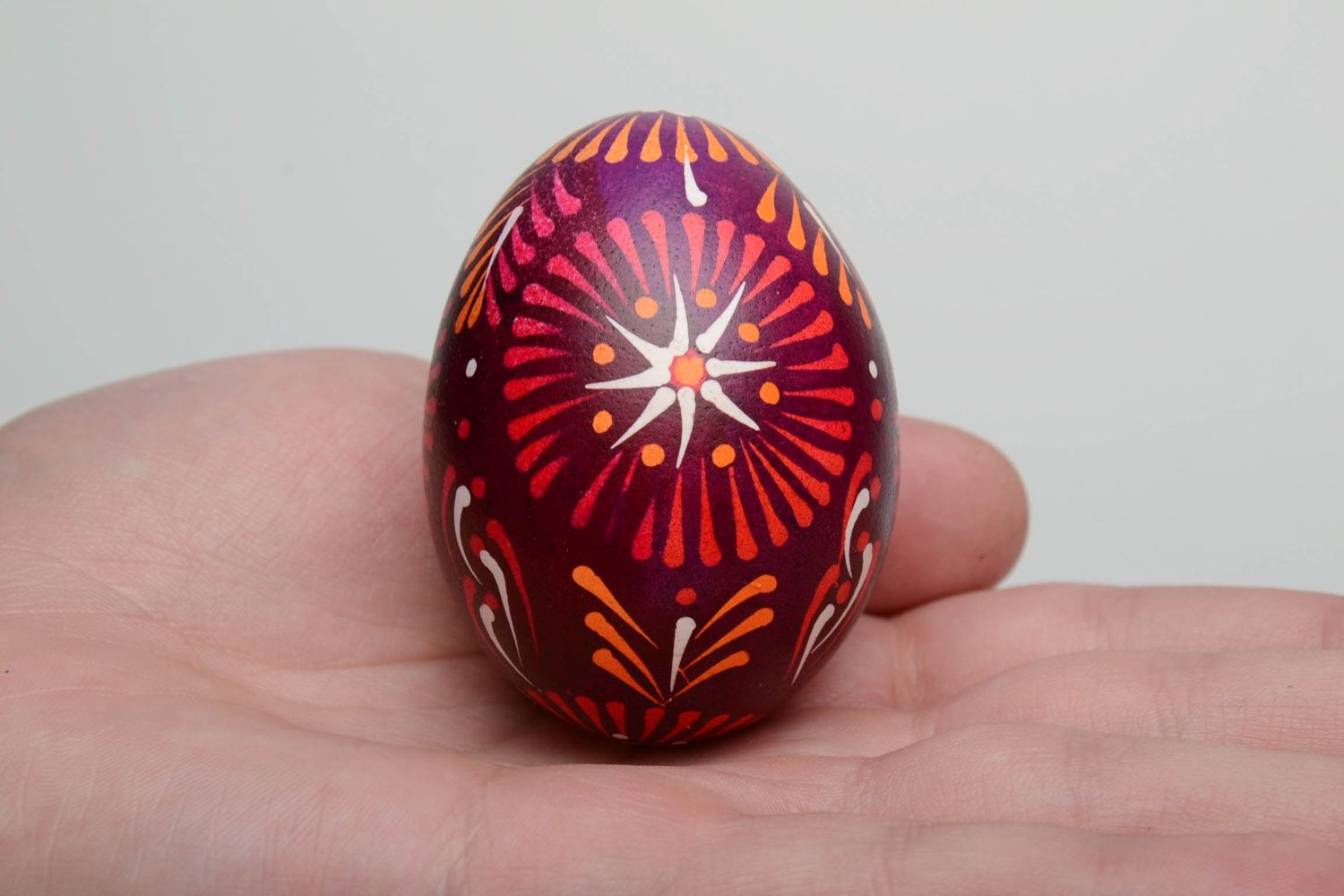 Пасхальное яйцо ручной работы с росписью в лемковском стиле фото 5