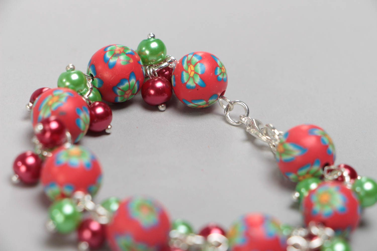 Small handmade children's polymer clay bracelet with ceramic beads on chain photo 4