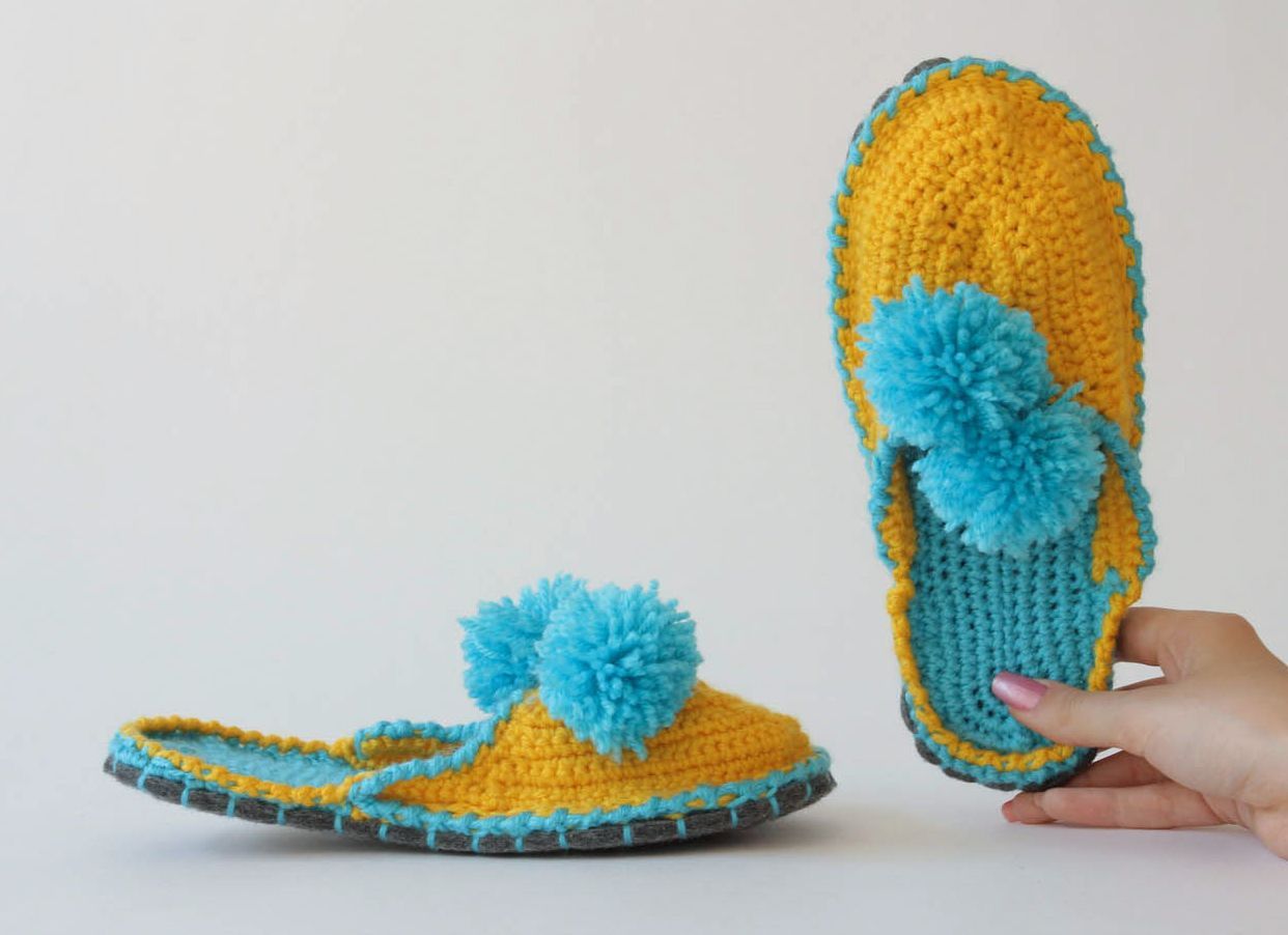Yellow-blue slippers photo 4